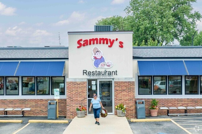 Sammy's Restaurant is located near the Parkland Ridge area and is known for its delicious food.