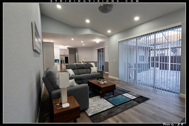 3704 Cypress Meadows Rd, Tampa, FL 33624 - photo 3