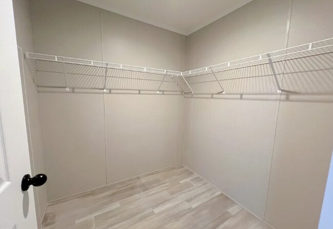 6617 S Kimberly Dr, Holly, MI 48442 - photo 5