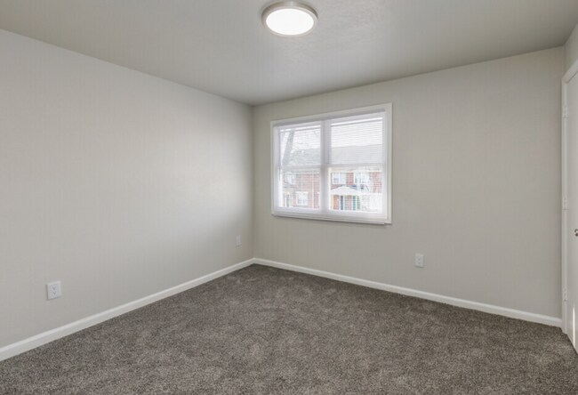 869 36th St unit 71502, Newport News, VA 23607 - photo 6