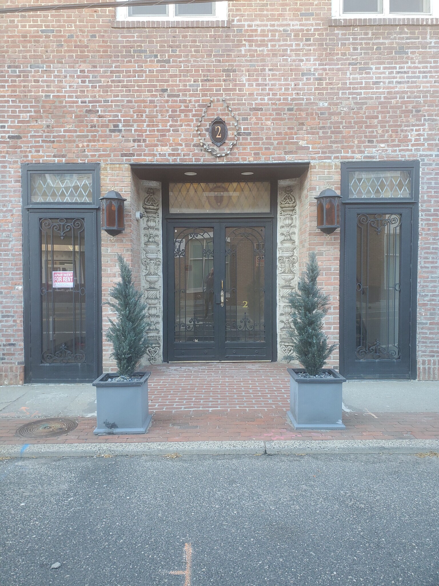 1-3, 2-4 Main St & 4th Ave, Bay Shore, NY 11706 - photo 1