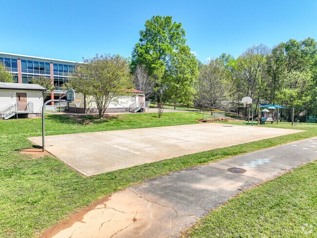 There's also basketball courts at Oakwood Elementary School.