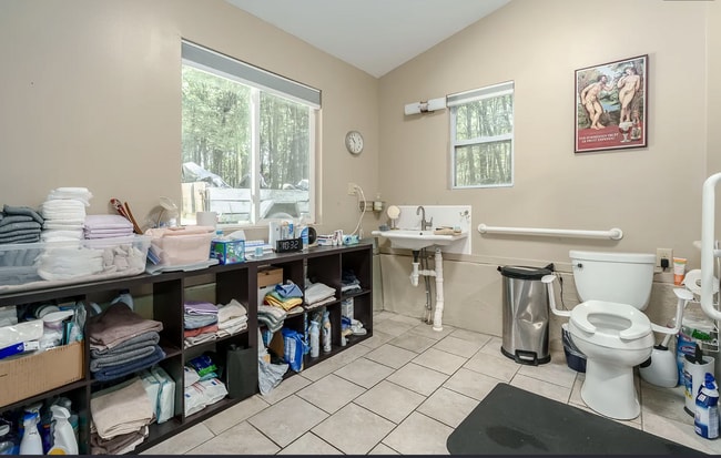 5884 E P Ave unit C, Kalamazoo, MI 49048 - photo 7