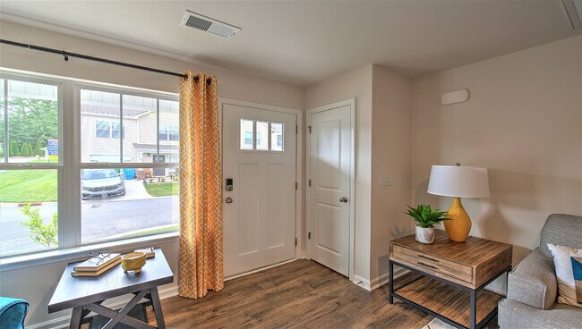 302 Woodnettle Ln unit 36204599, Arden, NC 28704 - photo 4