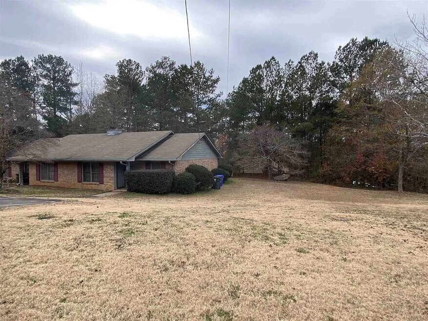 320 Chase Dr unit 330, Fayetteville, GA 30214 - photo 1