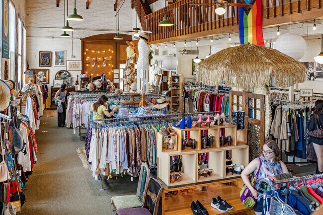 Full Circle Thrift near La Pintoresca Park is a two story thrift store popular with the locals.