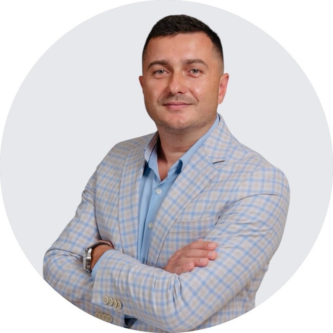 Agent Photo