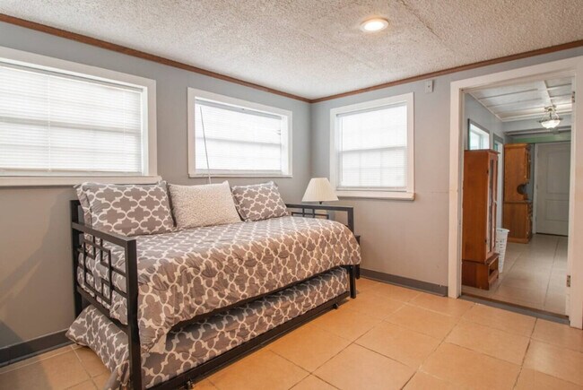 1731 Grayson Dr unit ID1094207P, Orlando, FL 32825 - photo 4