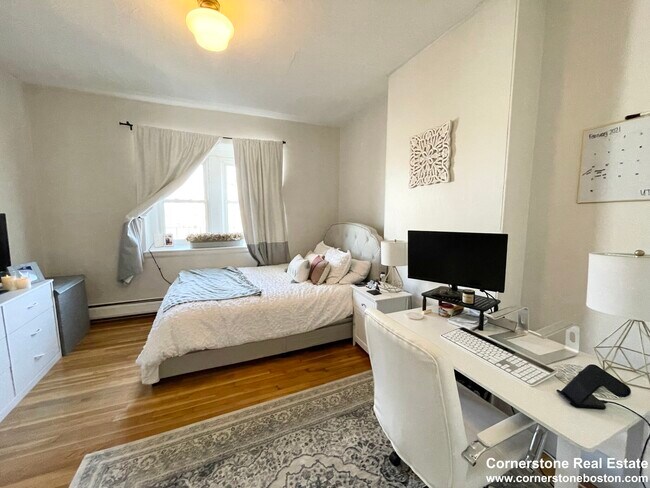 748 E 4th St unit 3, Boston, MA 02127 - photo 4