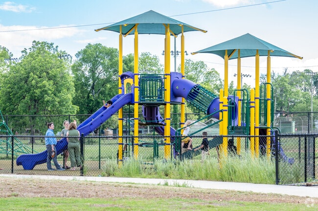 Play all day a Fairfield City Park.