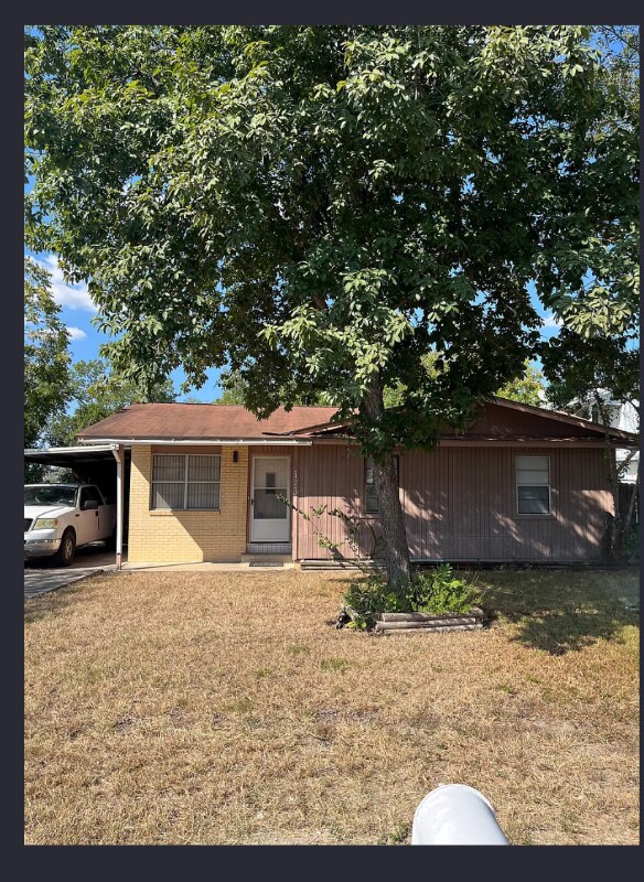 123 Rene Ave, San Antonio, TX 78233 - photo 1
