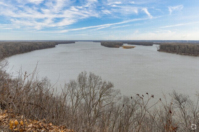 Take in the scenic views of Hannibal from Riverview Park.