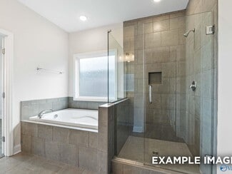 901 Ronnie Dr SE, Hartselle, AL 35640