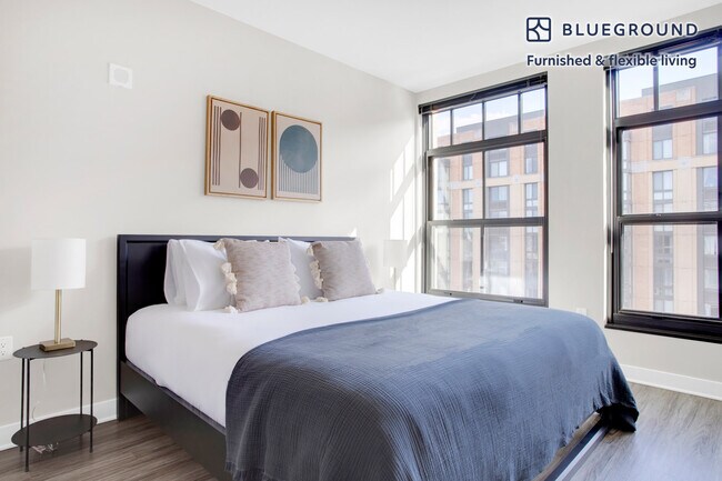 443 New York Ave NW unit FL9-ID452, Washington, DC 20001 - photo 7