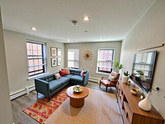158 St Botolph St Unit 9, Boston, MA 02115