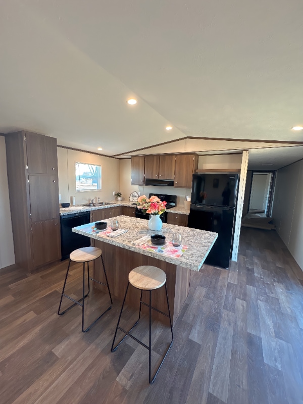 200 N 28th St, Fairfield, IA 52556