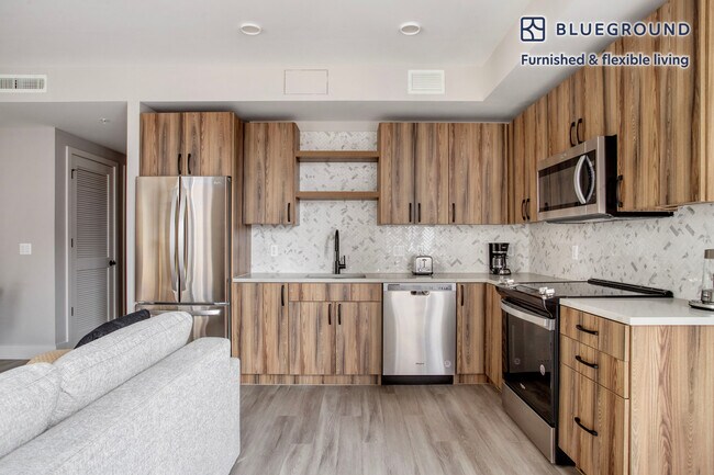 44 Banner Ln unit FL5-ID853, Washington, DC 20001 - photo 7