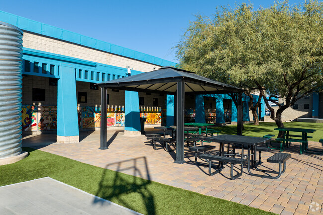 Toltecalli High School has interactive student-centered instruction and Flexible schedules