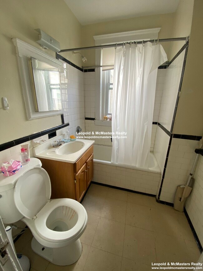 51 Linden St unit 15, Allston, MA 02134 - photo 6