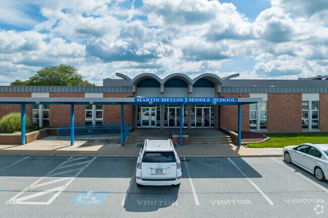 Niche ranks Martin Meylin Middle as the 2nd-best public middle school in the Lancaster area.