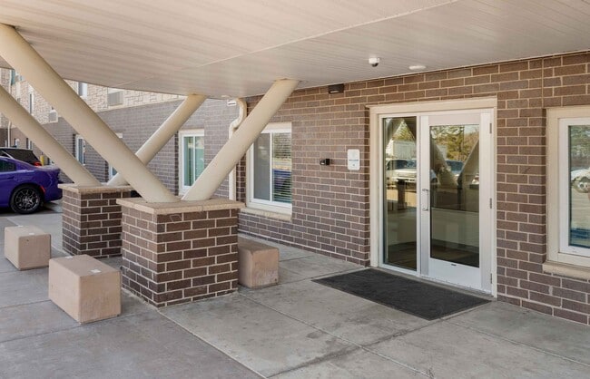 1380 Northland Dr, Eagan, MN 55120 - photo 2