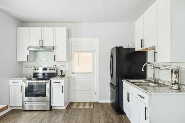 1125 Lansing St unit ID1239410P, Detroit, MI 48209 - photo 4