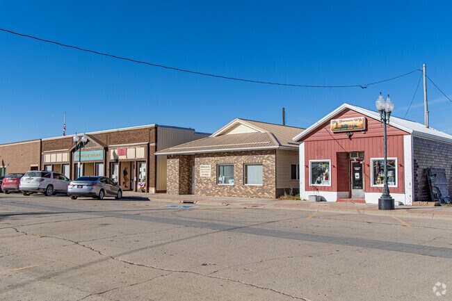 Jesup's Young Street features many locally owned businesses including The Farmers Wife boutique.