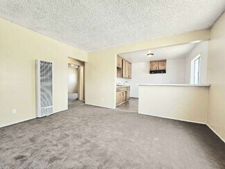 8868 Wall St, Los Angeles, CA 90003