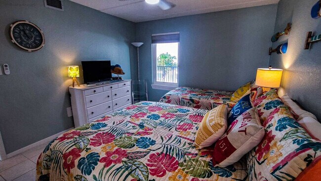 4004 Gulf Blvd unit ID1255587P, South Padre Island, TX 78597 - photo 3