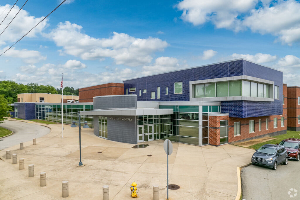 Lafayette School is part of the Uniontown Area School District.