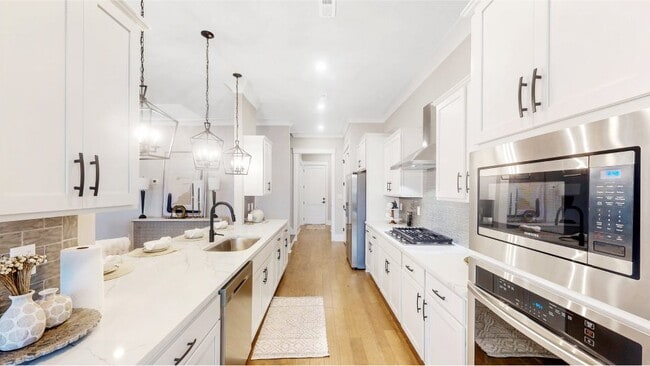 107 Kite Cir, Madison, AL 35756 - photo 2