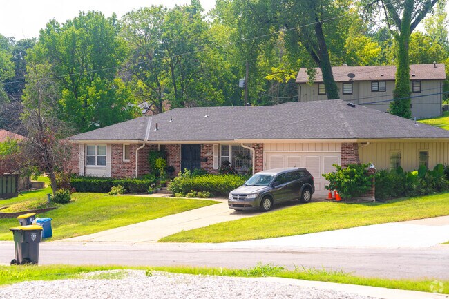 The ranch style homes in Sheraton Estates are generously sized.