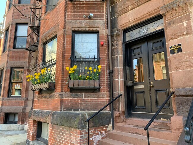 46 Hereford St unit 1, Boston, MA 02115 - photo 5