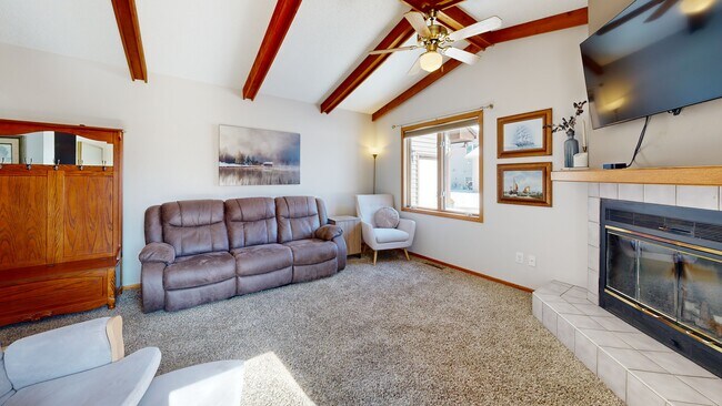 12480 Swallow Cir NW, Coon Rapids, MN 55448 - photo 2