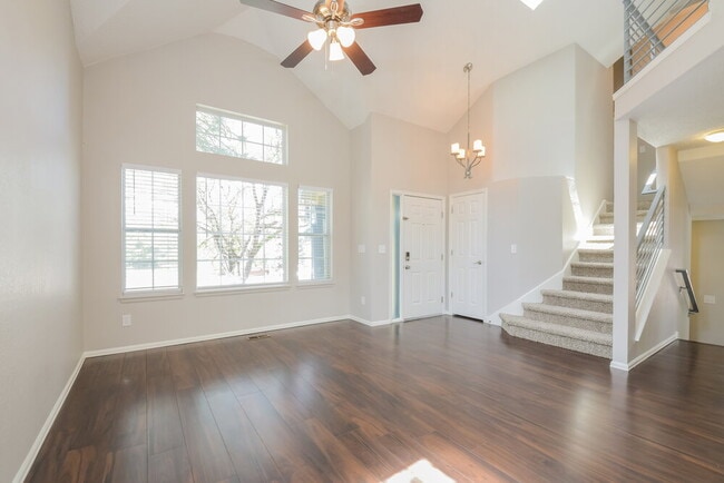 18842 E Chenango Place, Aurora, CO 80015 - photo 6