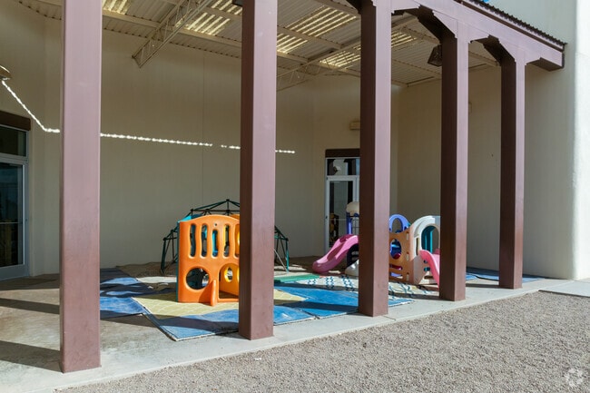 Desert Hills Elementary School