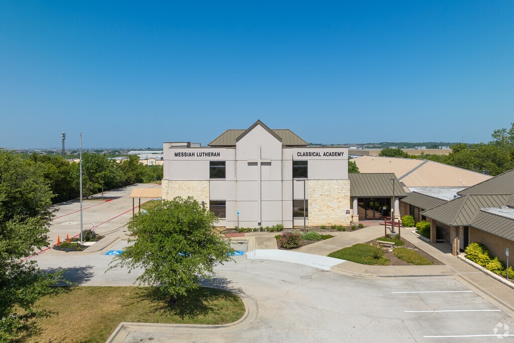 Messiah Lutheran Classical Academy allows Keller students to learn based on their faith.