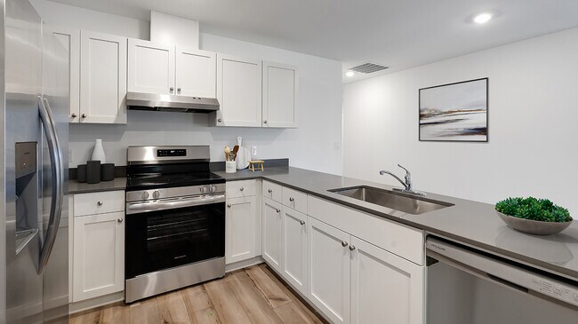 16613 Blue Pine St unit 36864484, La Pine, OR 97739 - photo 4