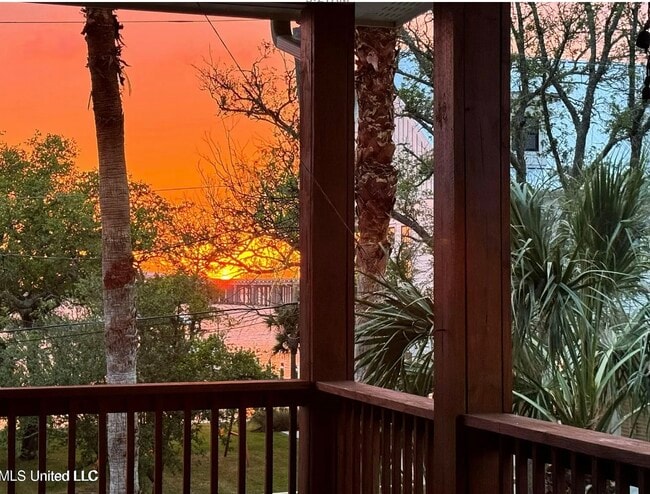 218 Front St, Pass Christian, MS 39571 - photo 4