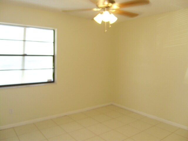 8745 Satalite Terrace, West Palm Beach, FL 33403 - photo 7