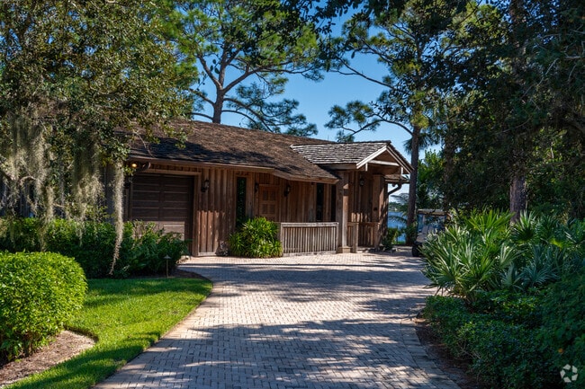 A gorgeous local home surrounding the Harbour Ridge golf and tennis club.