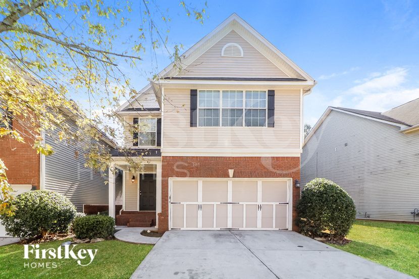 736 Shadow Lake Dr, Lithonia, GA 30058 - photo 1