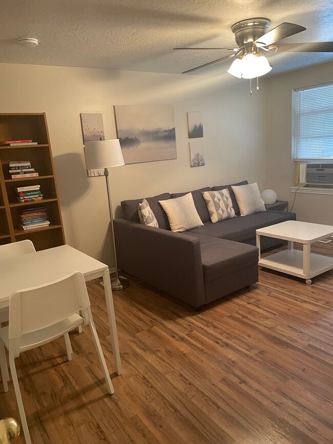 1436 S Roberta St unit 1, Salt Lake City, UT 84115 - photo 3