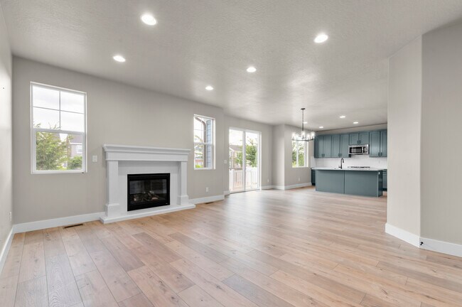 3807 W 2500 N, Lehi, UT 84043 - photo 7