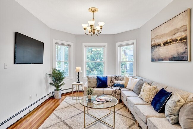 558 Washington St unit 2, Boston, MA 02111 - photo 6