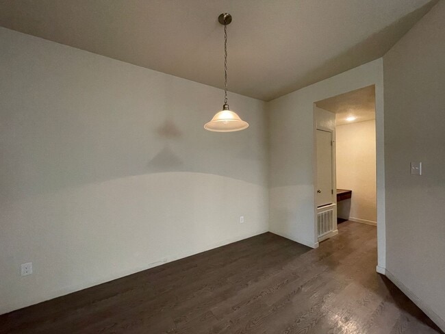 5804 Rustler Dr unit B, Killeen, TX 76543 - photo 3