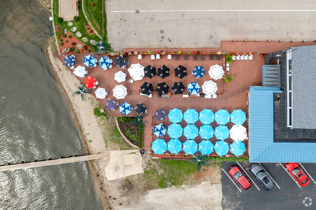 Dockers Restaurant includes a large lakeside deck for outdoor dining.