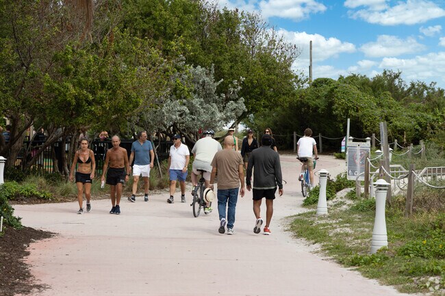 Biscayne Point is within walking distance from the beach promenade.