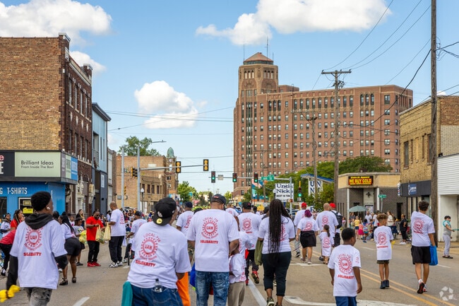 Rockford Labor Day Parade runs along 1st street in downtown Rockford.
