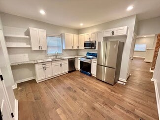211 Hawkes Ave, Columbus, OH 43223